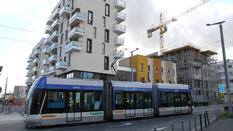 tram-centre-ville-herouville 