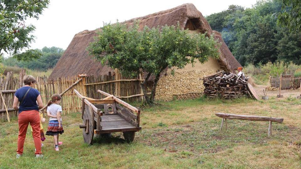 maison-viking-construction-village-parc-ornavik