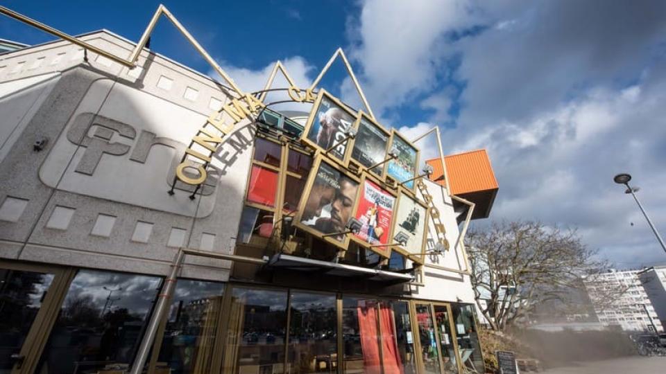 façade du café des images