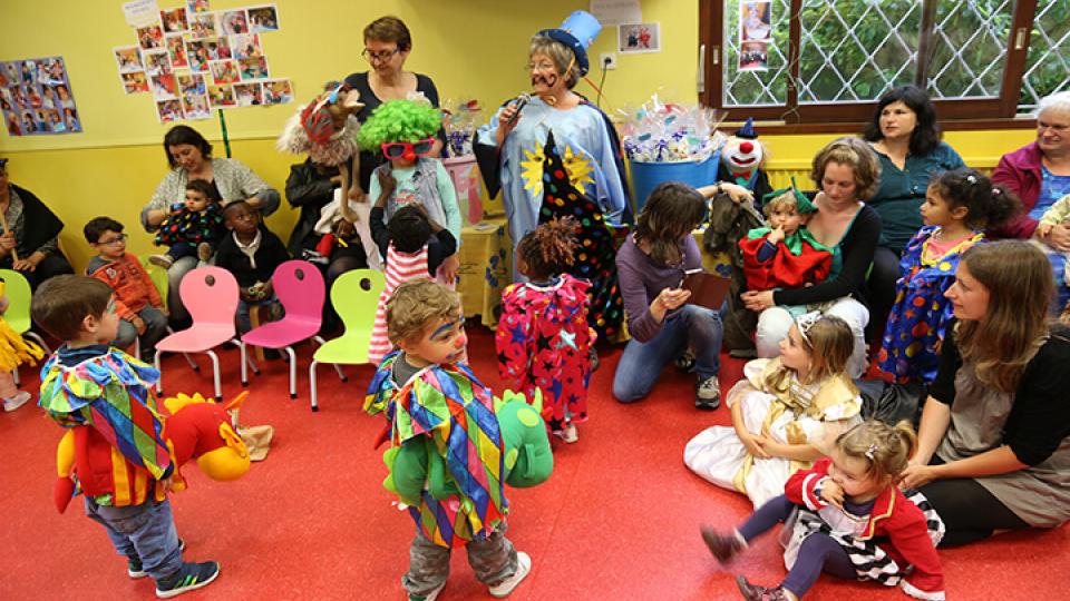 creche cirque avec les enfants