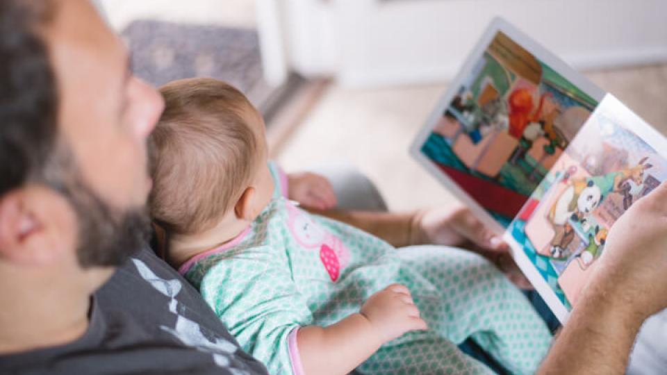 enfant-lecture-parrain-bapteme