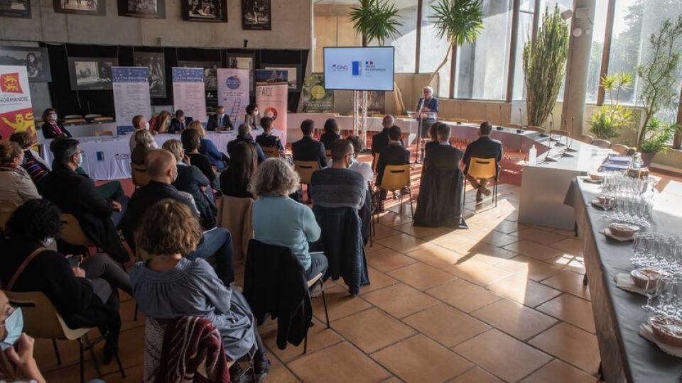 lancement cité educative salle du conseil