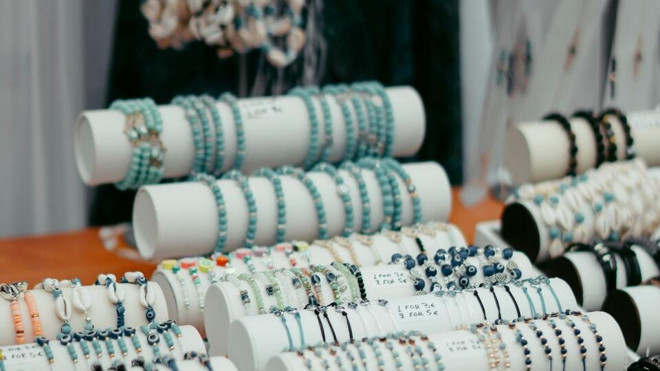 bijoux stand 