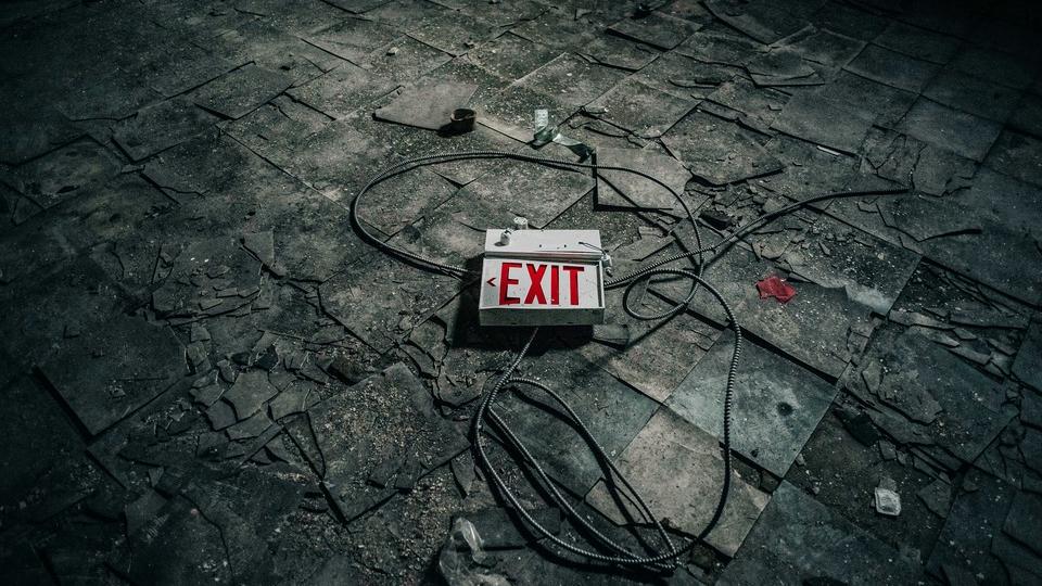 photo avec le terme exit